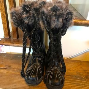 London Fog ladies boots size 7